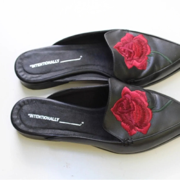 Intentionally blank Fanning mules - Picture 4 of 11